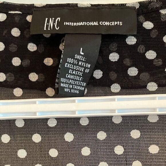 Black and white polka dot mesh ruffled blouse - Picture 7 of 9